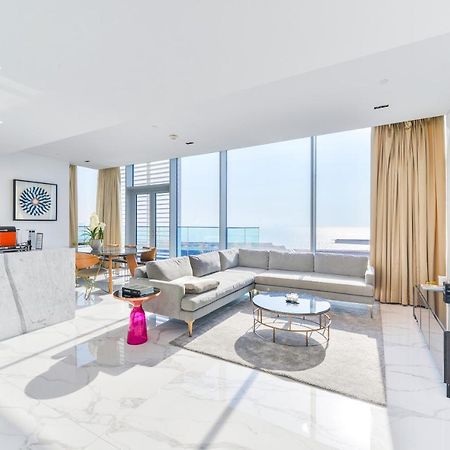 Luxe 3 Bedroom Oceanfront Apartment In The Heart Of Bluewaters Island Дубай Екстер'єр фото